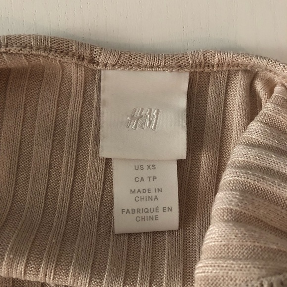 H and M tank top. Cream. XS - Picture 6 of 6